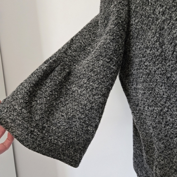 OLSEN EUROPE Virgin Wool Grey 3/4 Sleeve Sweater. Size 14 - Picture 3 of 12